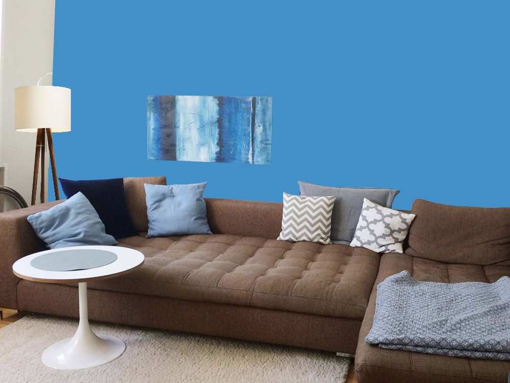 Dieses Blau im Wohnzimmer weckt die Sehnsucht nach Meer